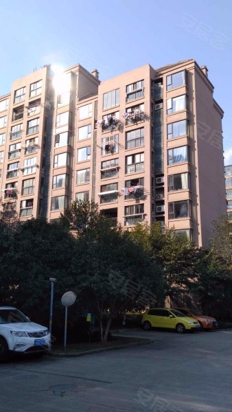 万科四季花城(111弄公寓住宅) 