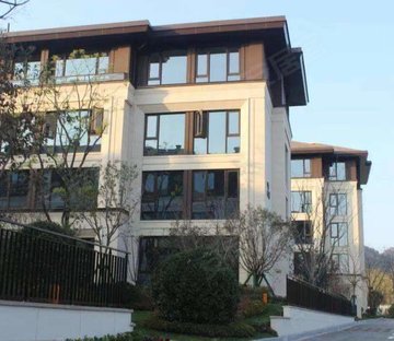 绿城晓风湖畔(南区)