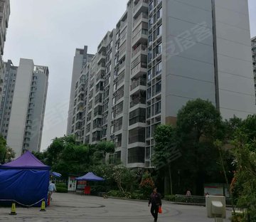 五洲花城c区 交通便利 近医院 产权清晰 小三房 有电梯