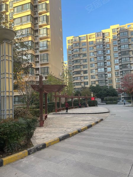 新洲中央街区城上城,仓程路,近胜利大街-渭南新洲中央街区城上城二手