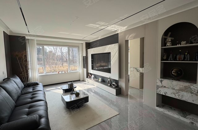 金地御峯3室2厅110㎡78万二手房图片