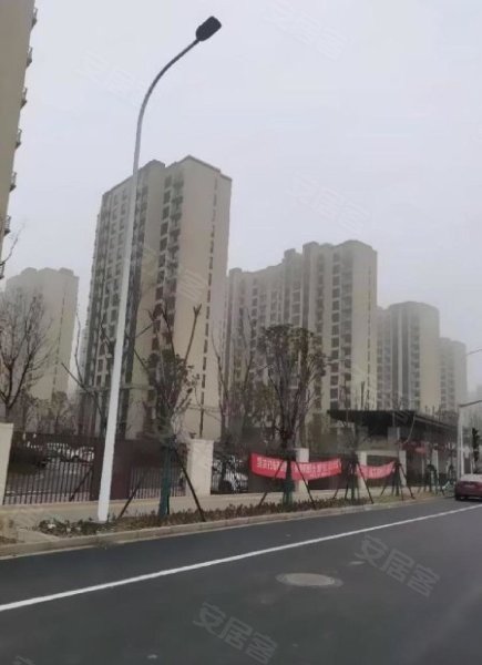 金海华城悦虹雅苑 