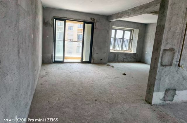 宝龙世家(新塘)3室2厅100㎡63万二手房图片