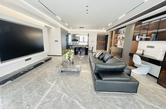 楚天都市御湖一品3室2厅142㎡100万二手房图片