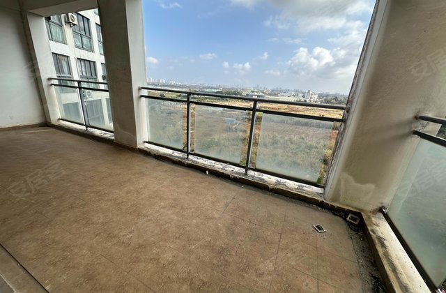 金手指高尔夫温泉小镇1室2厅68㎡35万二手房图片