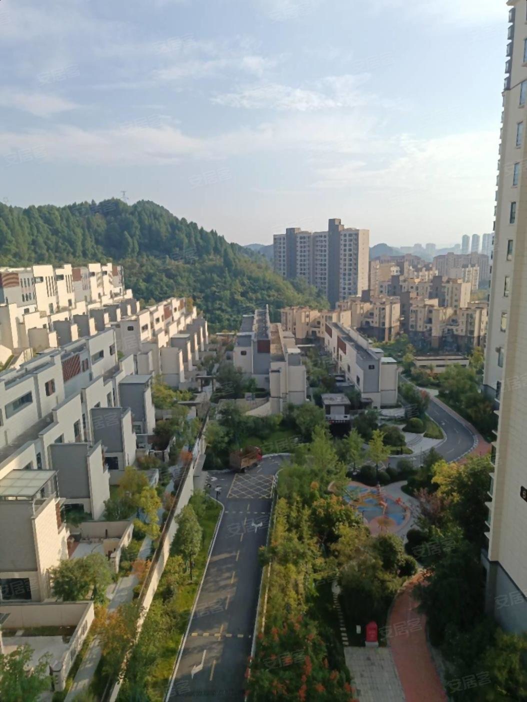 宜昌房产网>宜昌二手房>夷陵二手房>发展大道二手房>保利罗兰香谷>