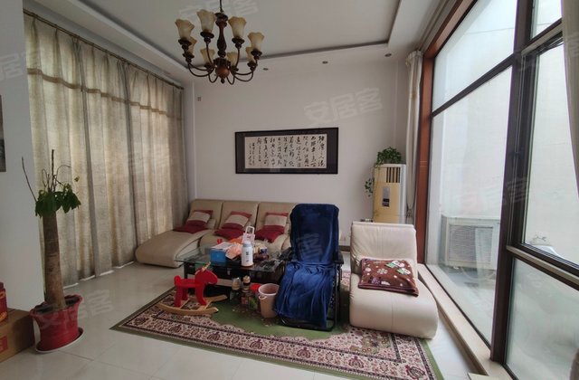 蓝岸晶舍御墅临峰