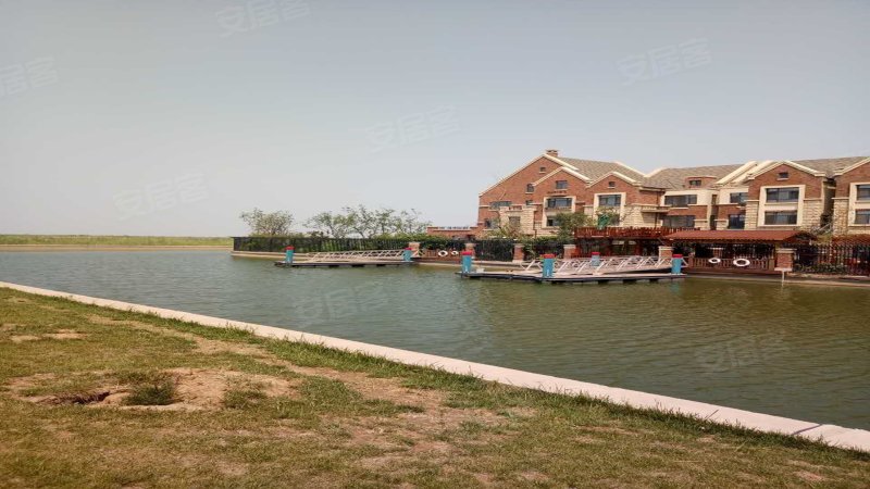 仁爱团泊湖鸿雁岛(别墅)