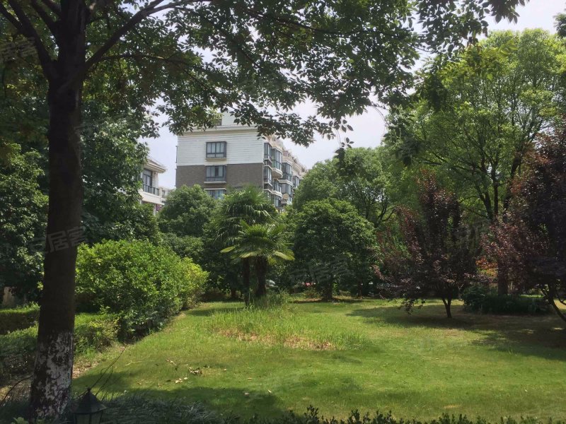 世华佳苑(公寓住宅)