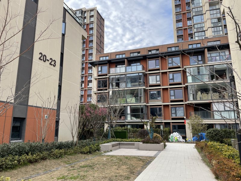 四季都会(公寓住宅)