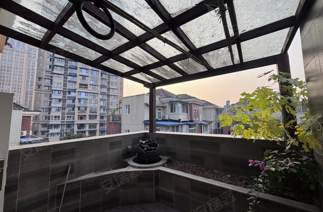 奥斯汀小镇4室2厅139㎡56万二手房图片