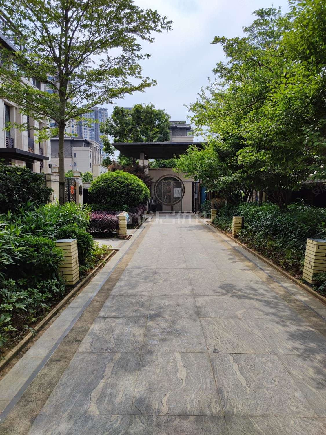 盛天悦景台御园别墅