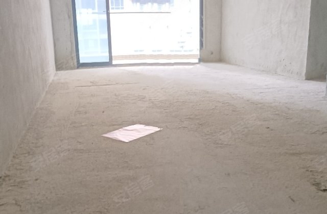 华盛圆坊都荟4室2厅123㎡65万二手房图片