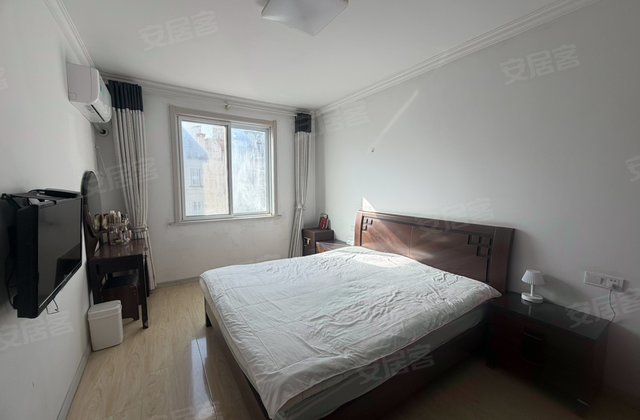 水岸怡和花园4室2厅176㎡47万二手房图片