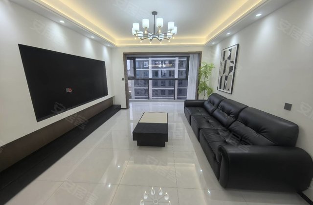 中煦春风十里4室2厅127㎡79.8万二手房图片