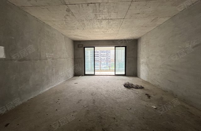 城南金时花园二期 电梯小高层 南北通透 楼层好 配套设施齐全