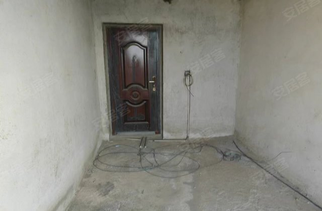 玉溪水岸3室2厅148㎡40万二手房图片