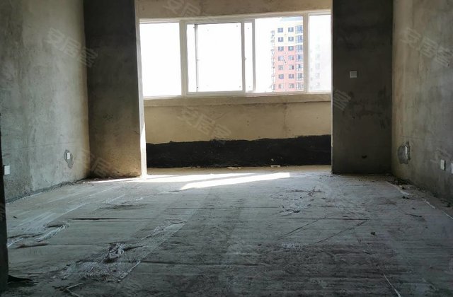 中央花园3室2厅136.7㎡52万二手房图片