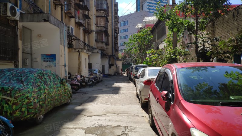 东华小区稻香里