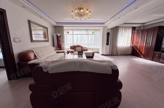 裕国花园A区3室2厅126㎡48.8万二手房图片