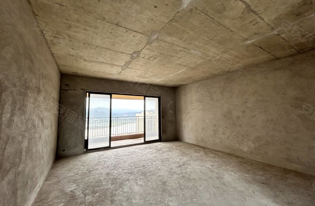 汇景九里湾5室2厅188㎡65万二手房图片
