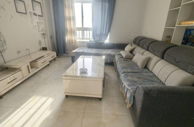 亚威金尊世家3室2厅122㎡56.8万二手房图片