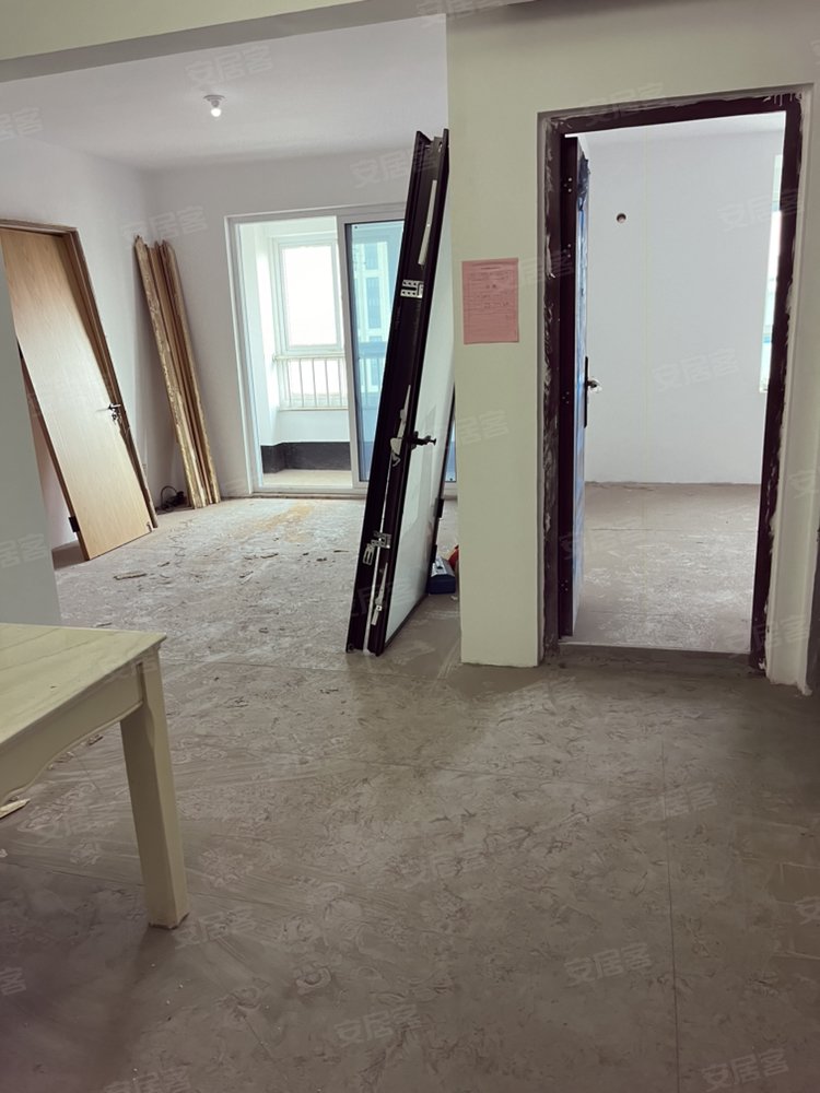 广福花园福康苑2室2厅1卫毛坯 66万 中上楼层 不沿街