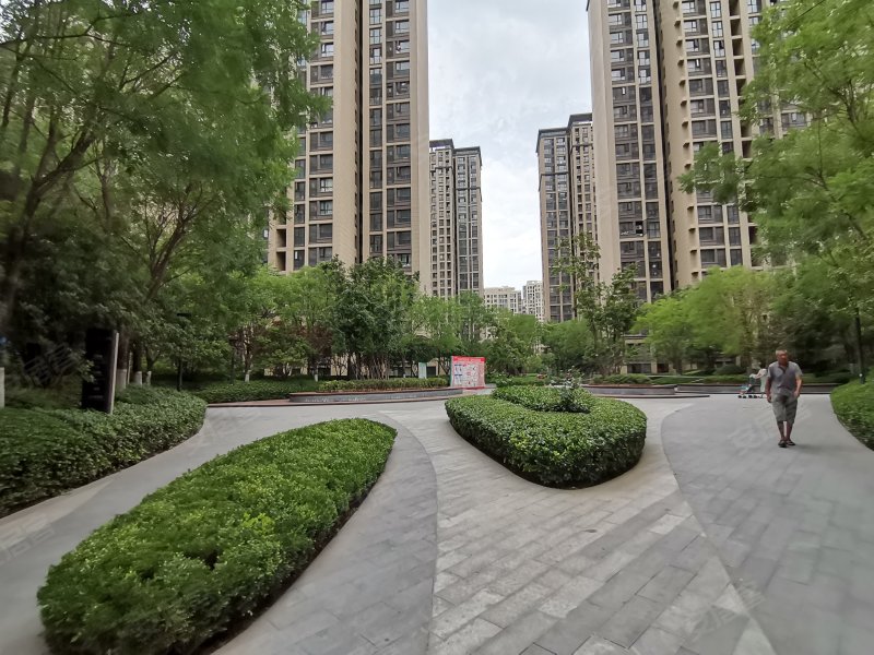 正弘中央公园麓林苑