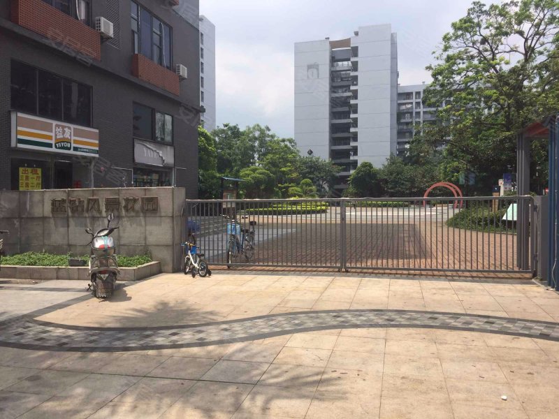 蓝钻风景花园,锦龙二路9号