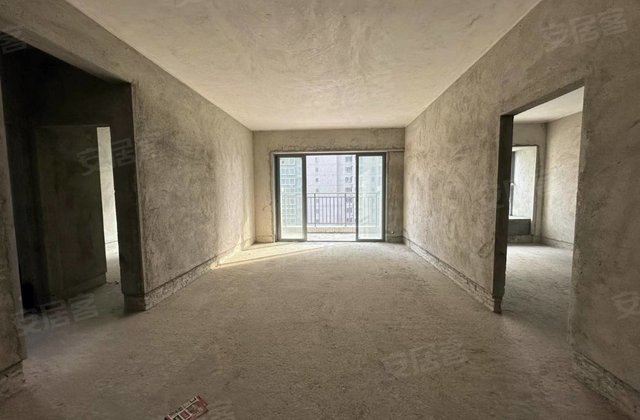 筠州花园二区南园4室2厅133㎡76万二手房图片