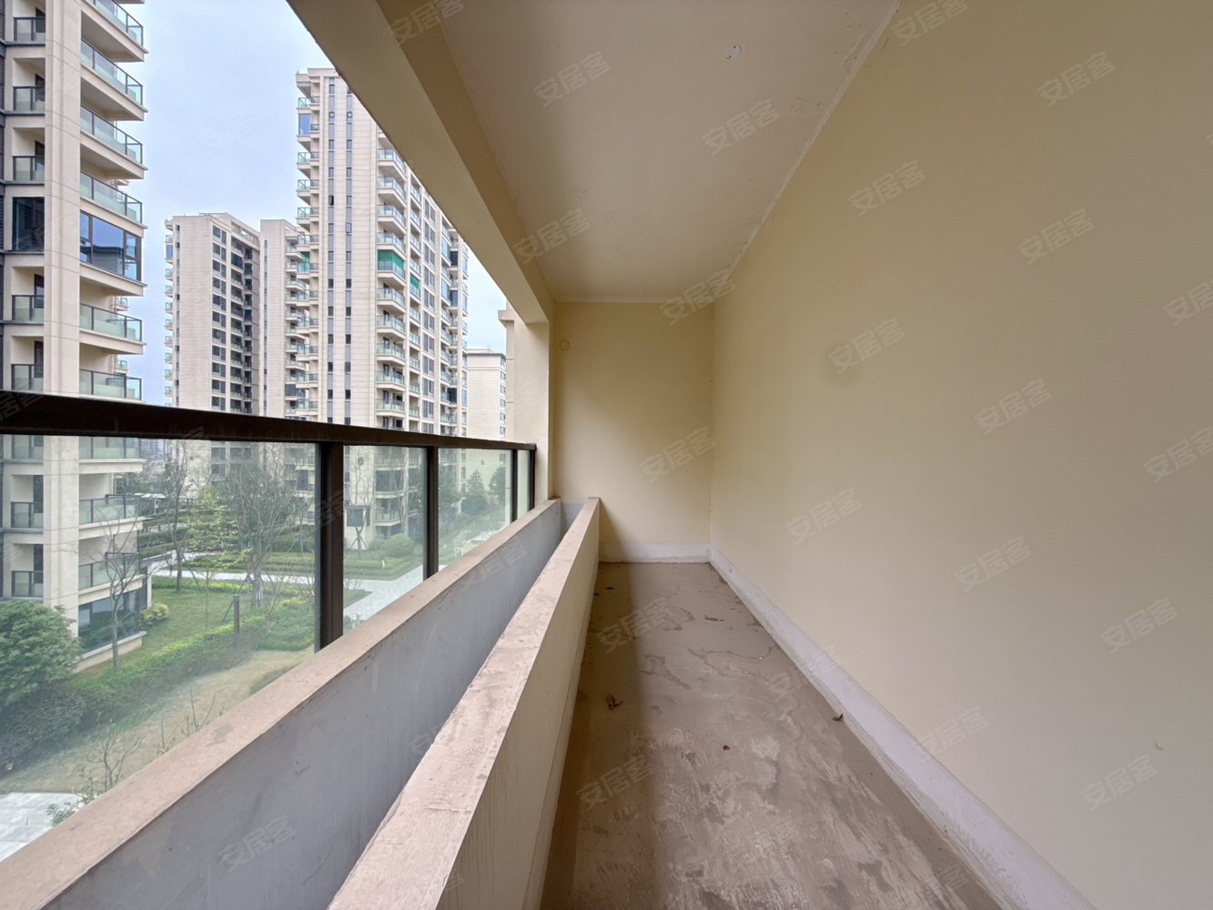 德信金成观澜大院4室2厅2卫108㎡南北55万