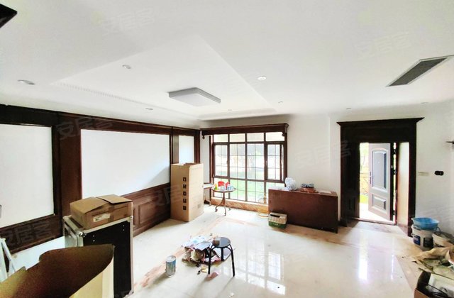 红莲湖高尔夫国际社区(别墅)3室3厅190㎡55万二手房图片