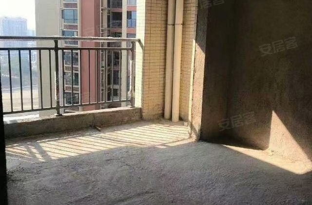 7245元/㎡92万何先生房东翁源县建国路滨河东路,近龙英路龙湖华府高层