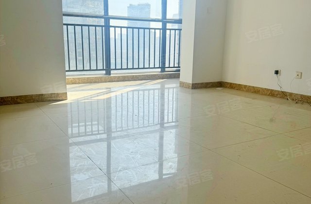 观澜花园4室2厅108㎡83万二手房图片