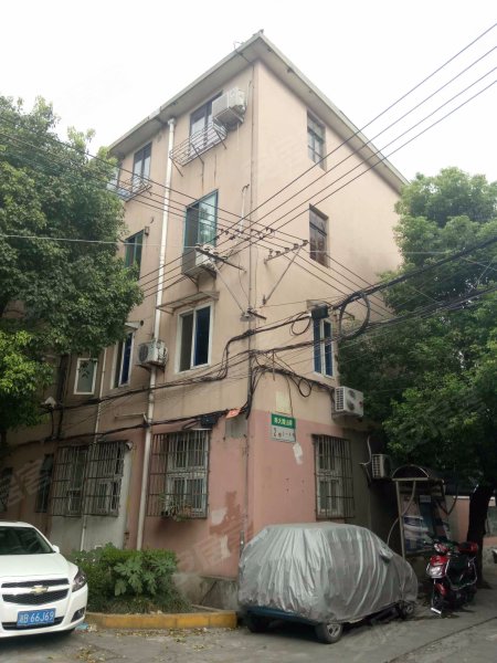 南大路18弄小区 