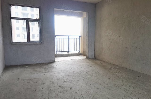 涟水华府4室2厅146.22㎡55.8万二手房图片