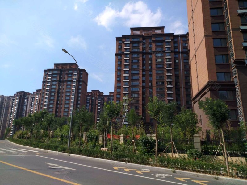 东城逸家逸士园2区