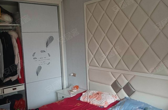 御湖名园3室2厅135㎡76万二手房图片