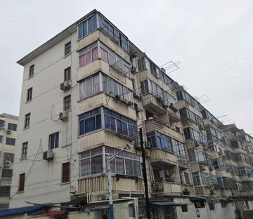 八一路崇安路住宅小区
