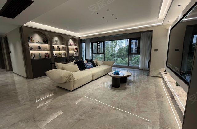 楚天都市诚园3室2厅160㎡130万二手房图片