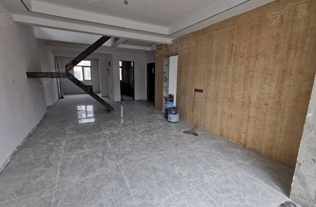 建兴鸿郡6室2厅138㎡90万二手房图片