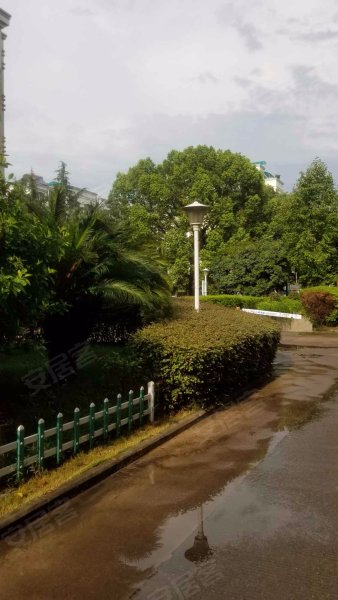 月亮湾城市花园