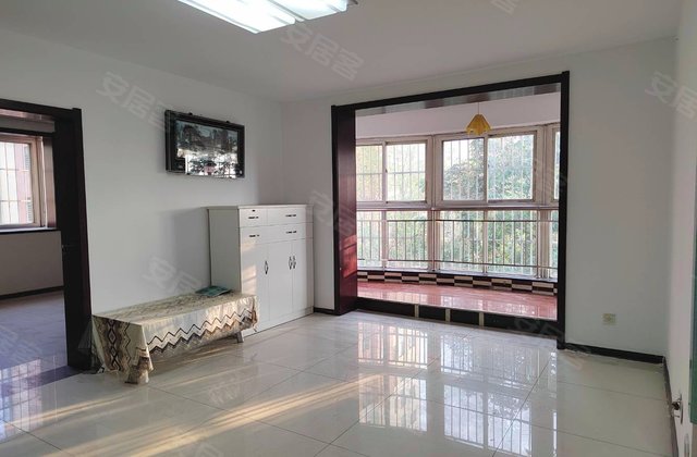 天泉小区3室2厅115.6㎡42万二手房图片