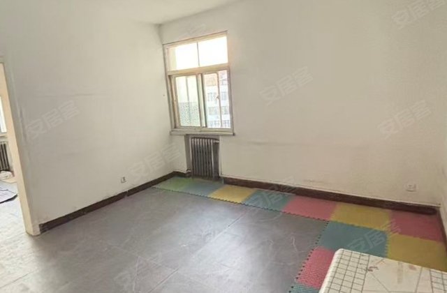 长兴小区3室2厅100㎡94万二手房图片