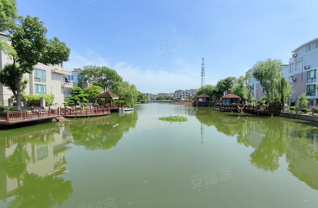 盈湖三岛4室3厅191㎡420万二手房图片