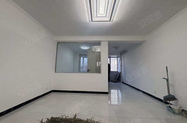 于家沟小区2室2厅60.5㎡37万二手房图片