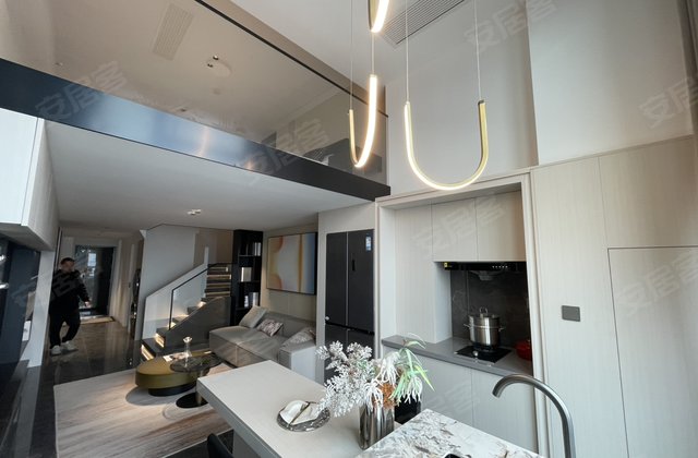 桂鑫汇文中心1室1厅48㎡28万二手房图片