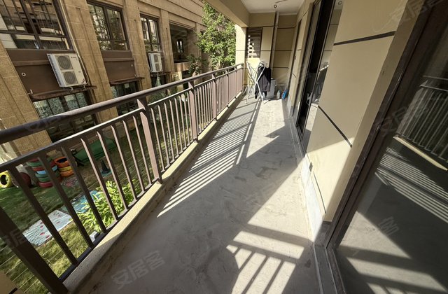 吾悦华府5室2厅132.87㎡46.8万二手房图片