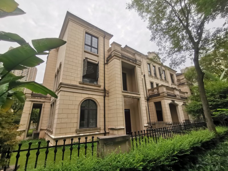 星光大道99号-重庆融创凡尔赛花园(一期别墅)二手房,租房,房价-重庆