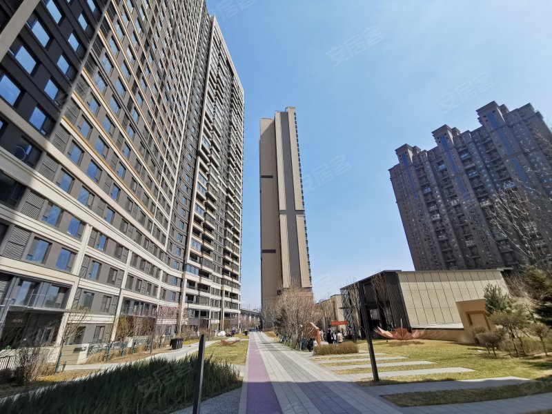 万科翡翠滨江一期